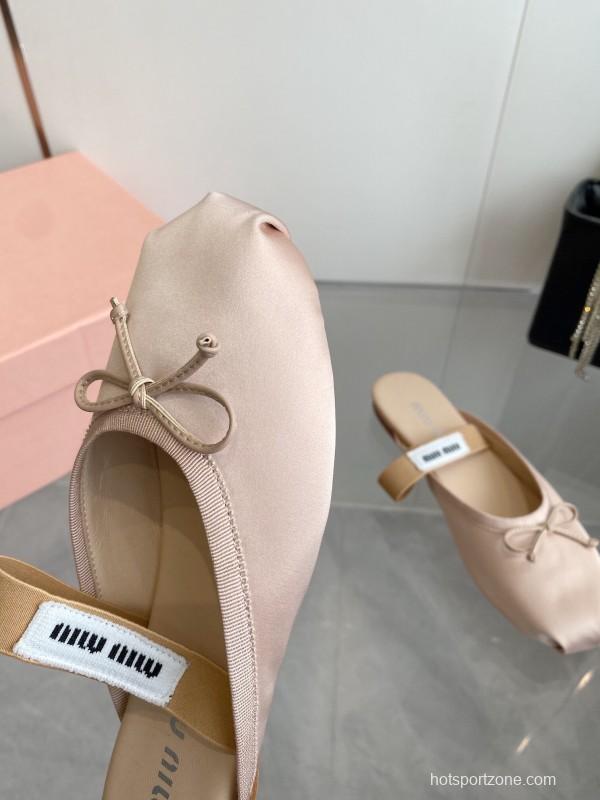 2025 Women Miu Miu Beige Satin Slippers KFY00280