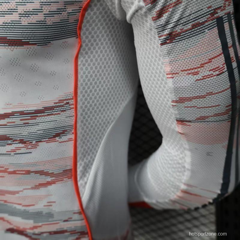 Player Version 25/26 Bayern Munich Away Long Sleeve Jersey