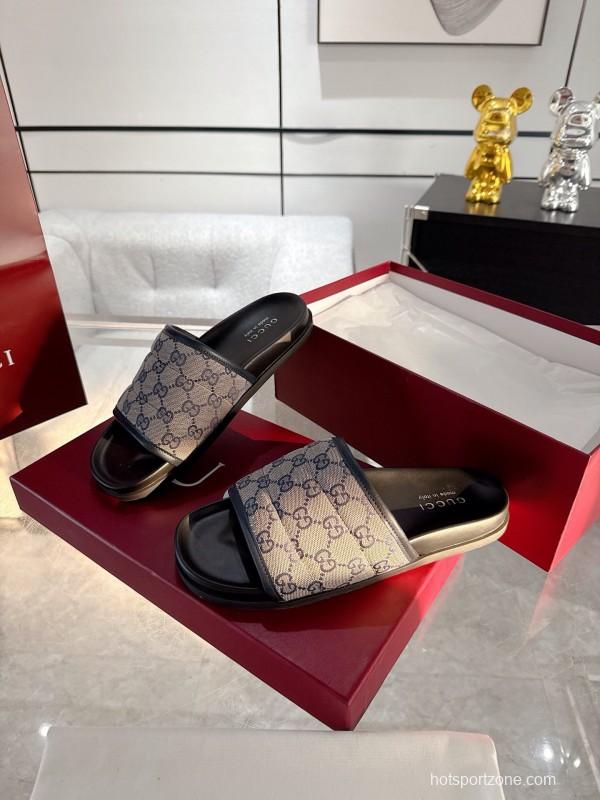 2025 Unisex Gucci Black Grey Fabric Slippers Double G Embossed AS00240