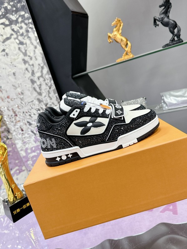 2025 Unisex Louis Vuitton Black White Leather Canvas Plimsolls Handmade Rhinestones AS00400