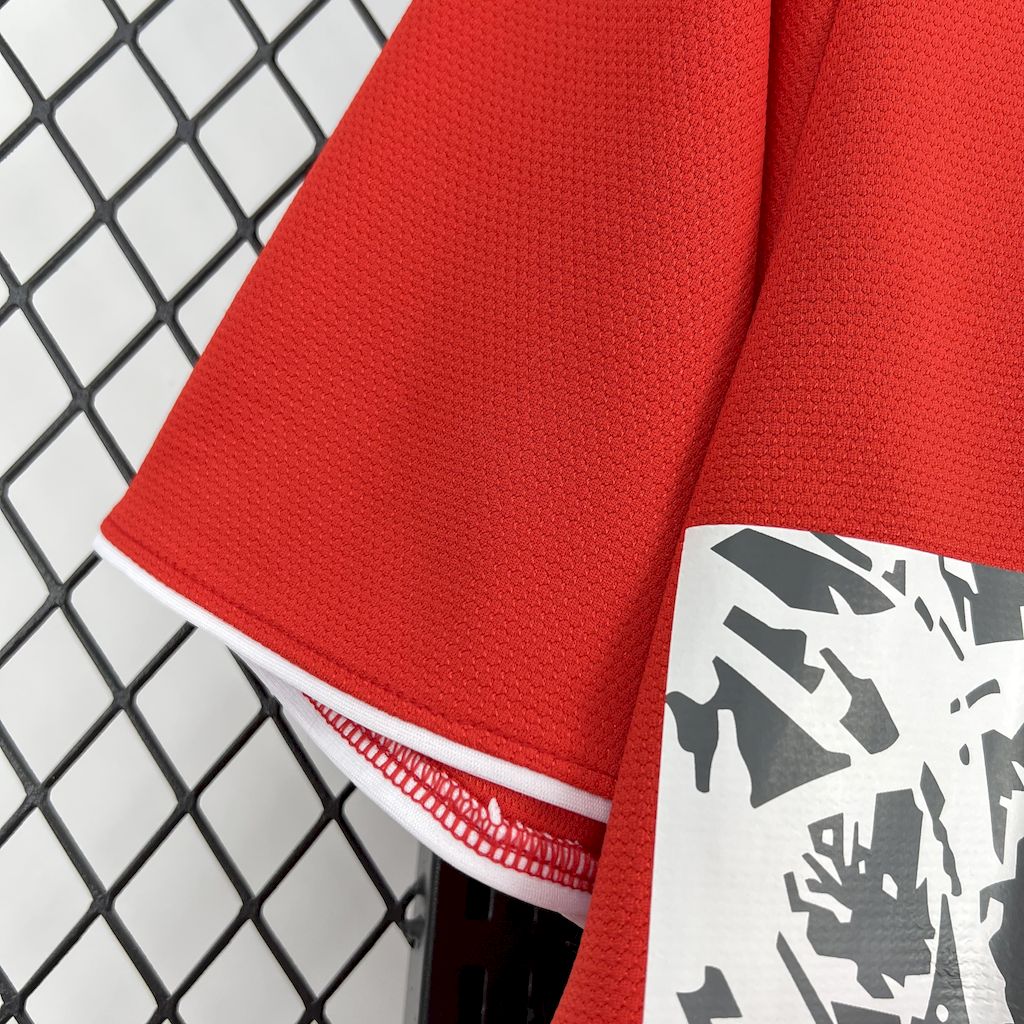 2006/07 Stuttgart Away Retro Jersey