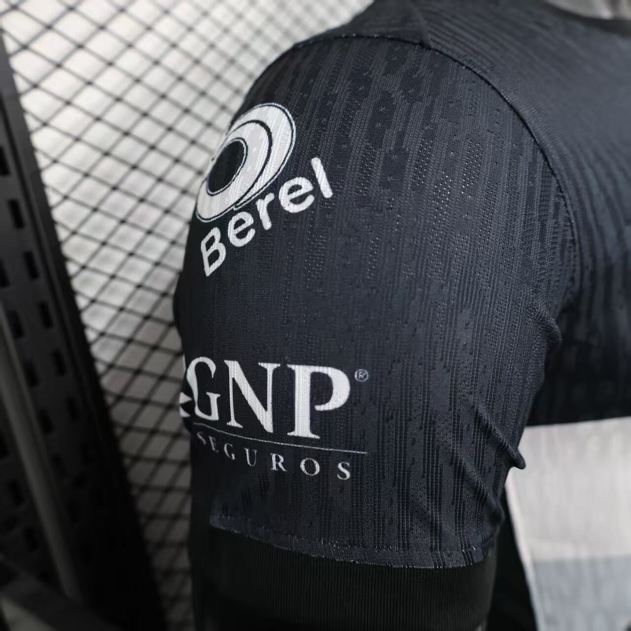 Player Version 25/26 Pumas UNAM Black Jersey
