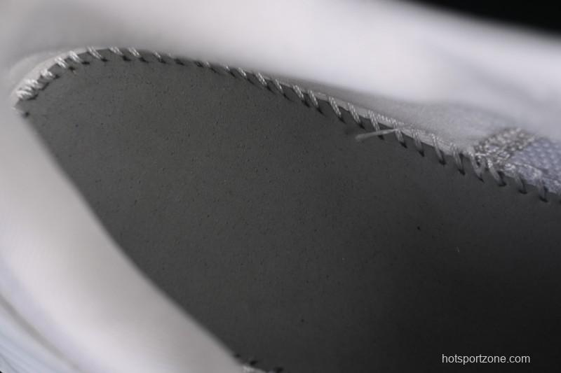 Nike Air Zoom Vomero 18 Cushioned Running Shoes - HM6803-009