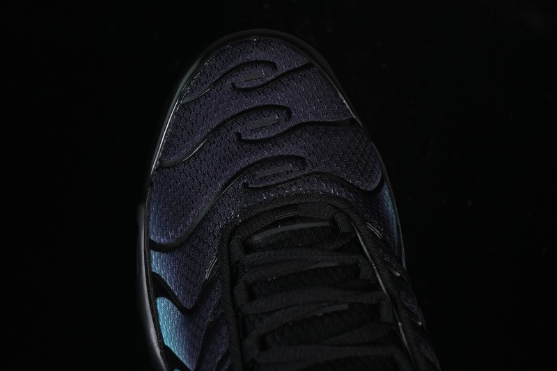 Nike Air Max Plus Retro Running Shoes with Air Cushion - DM0032-016