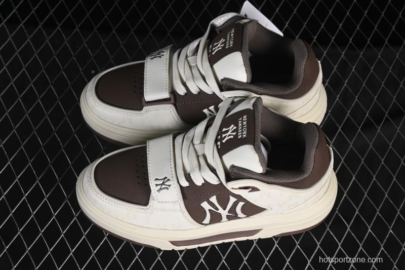New York Yankees Chunky Liner Magic Strap Lightweight Platform Casual Sneakers - 3ASXW015N50BRS