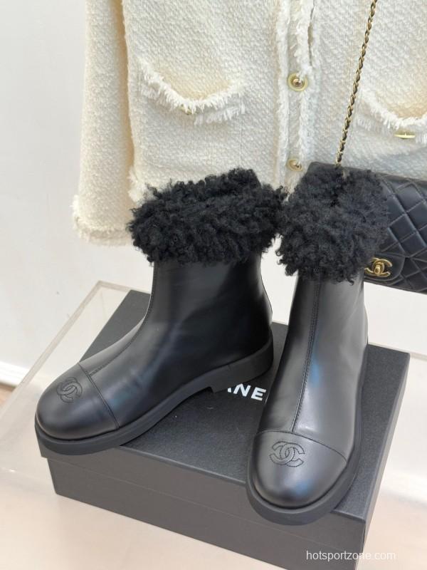 Chanel 25K Series Two-Tone CC Fur Snow Boots - KFY00300