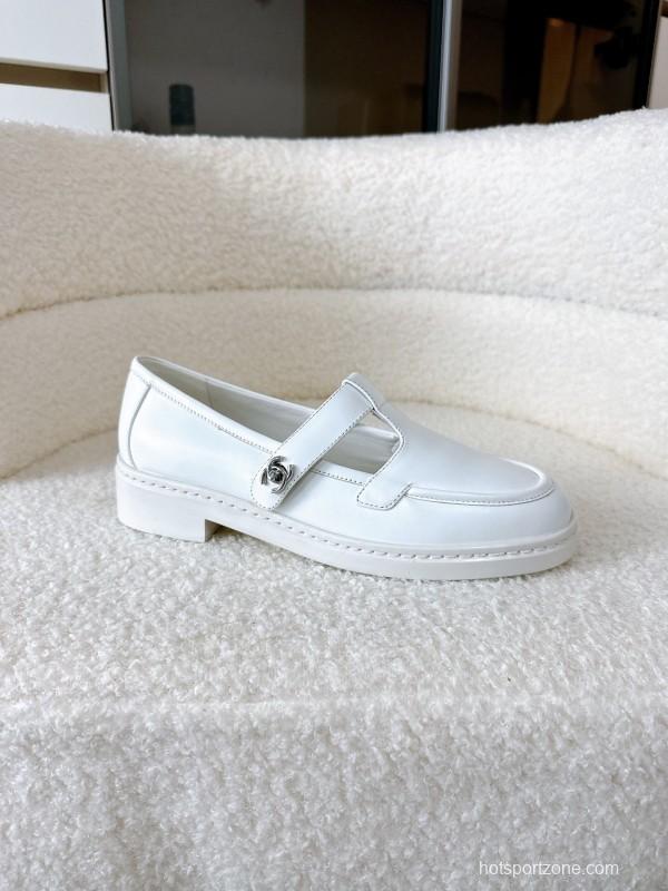 Chanel 2025 SS Loafers Classic Elegant Design - KFY00320