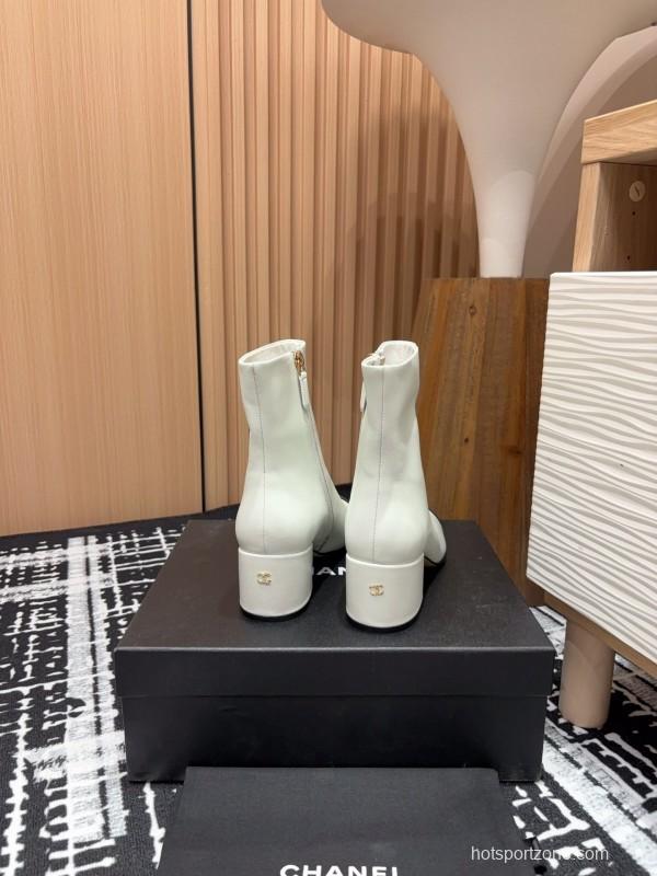 Chanel 2025/SS Quilted Patent Leather Block Heel Elastic Ankle Boots - LY00350