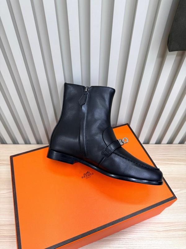H Kelly Buckle Ankle Boots - LY00390