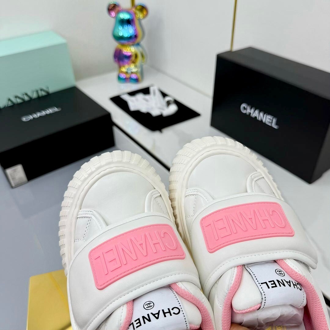 Chanel 2025 SS Panda Loafers Casual Sneakers - LY00330