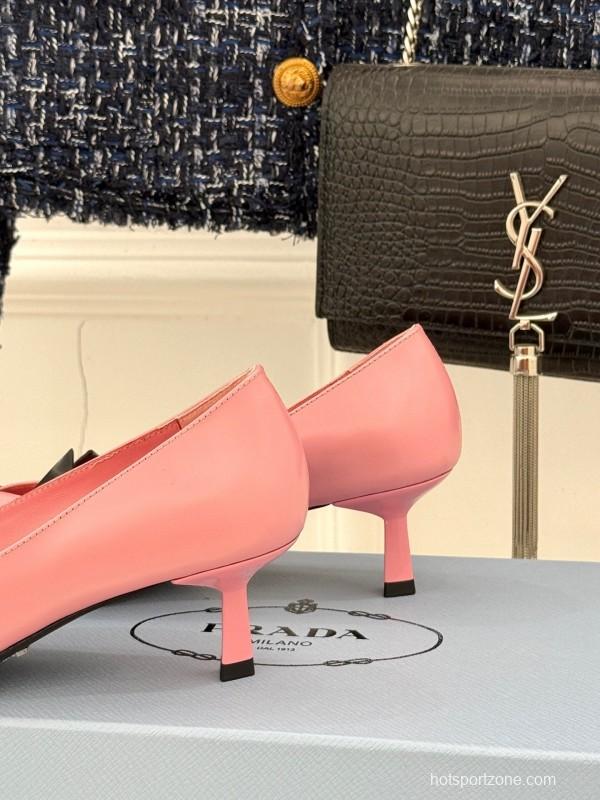 Prada 2025 SS Catwalk Pointed Toe Kitten Heel Single Shoes - KFY00310