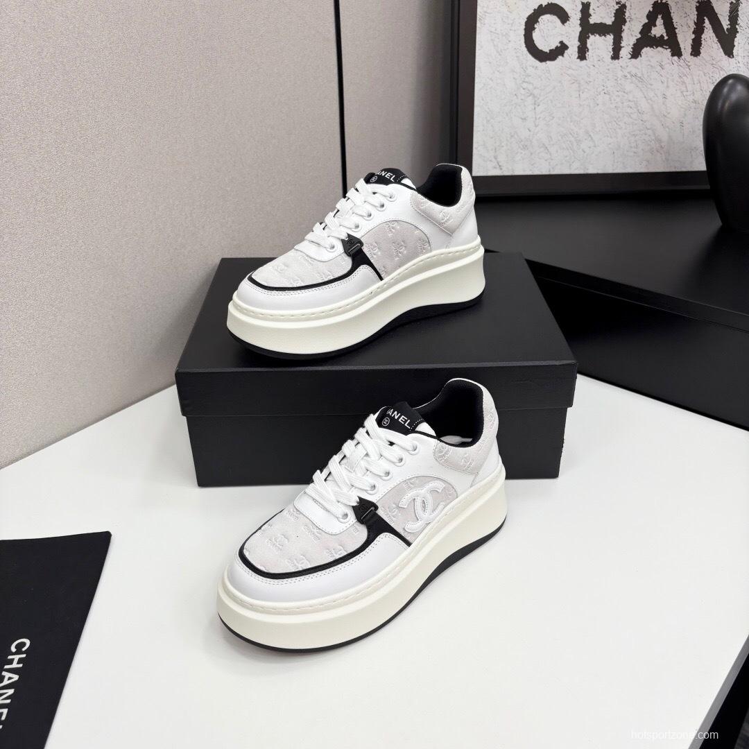 Chanel 2025 SS Panda Casual Sneakers - LY00340