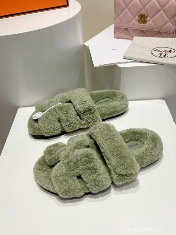 H Love Erjiu Full Wool Slippers with Slightly Curled Fur - LY00270