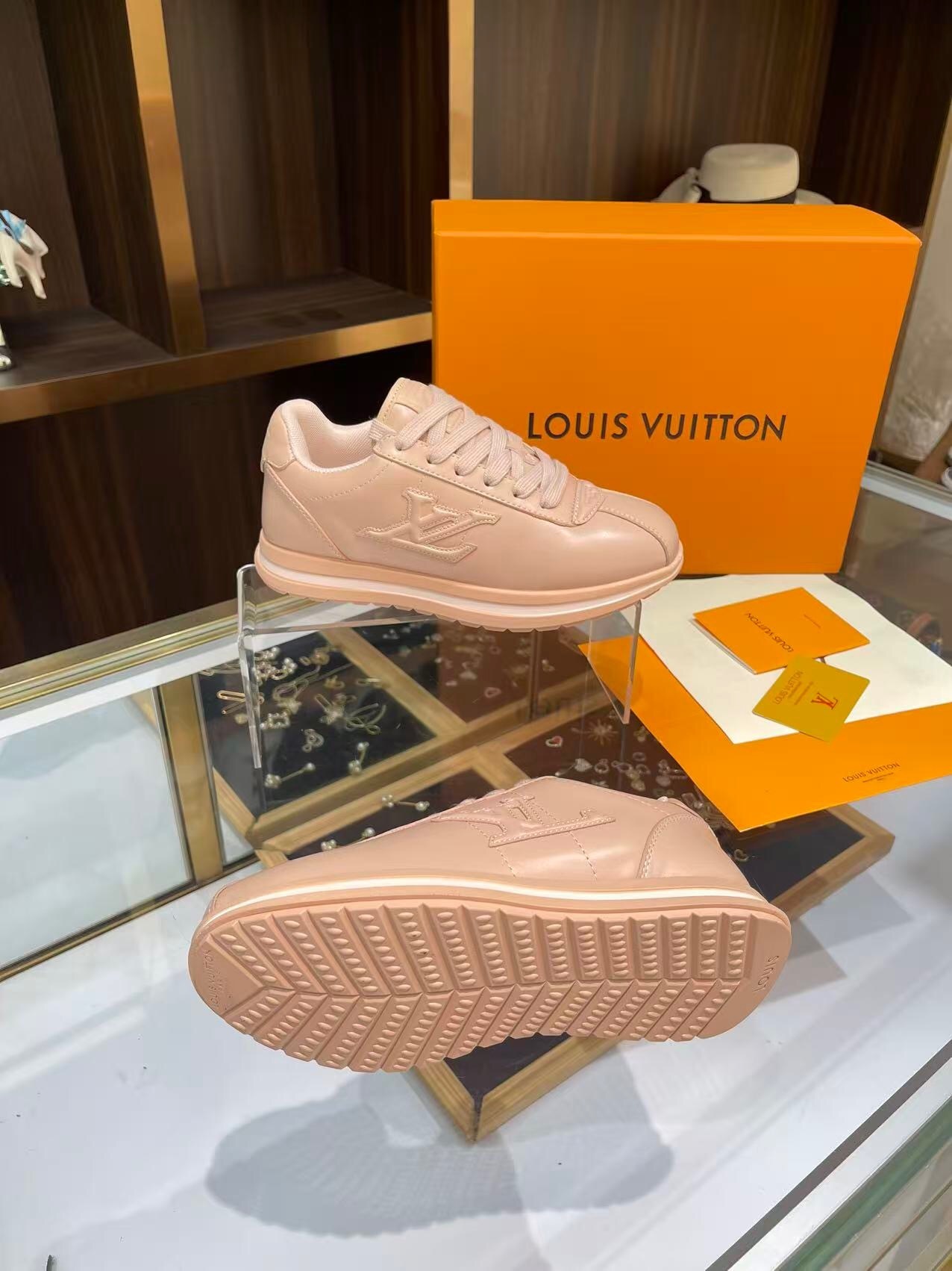 Louis Vuitton 2025/SS Fall/Winter New Loafers Casual Shoes - AS00410