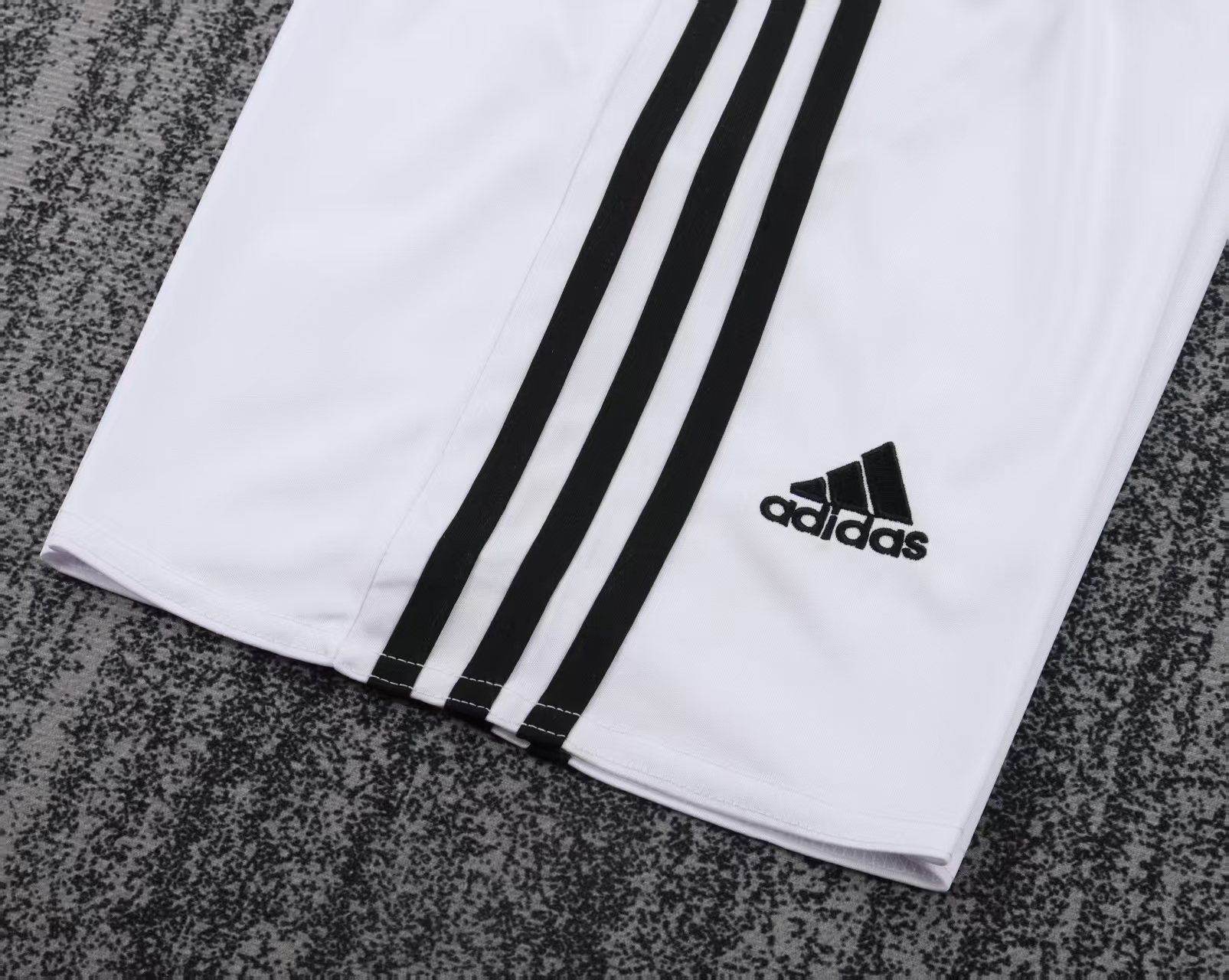 Retro Kids 08/09 Real Madrid Home Jersey