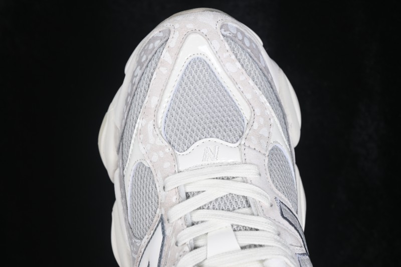 New Balance 9060 Retro Running Shoes with Suede and Mesh Upper - U9060GE