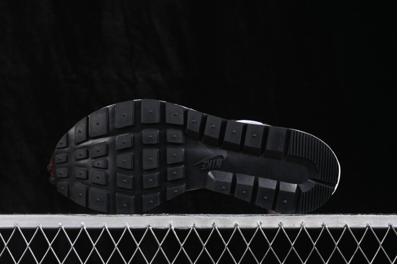 Nike VaporWaffle 3.0 Sneakers with Deconstructed Layered Design and Elevated Sole - DD1875-011
