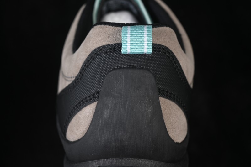 Keen Jasper Retro Outdoor Sneakers with Street Style Vibes - F.C3