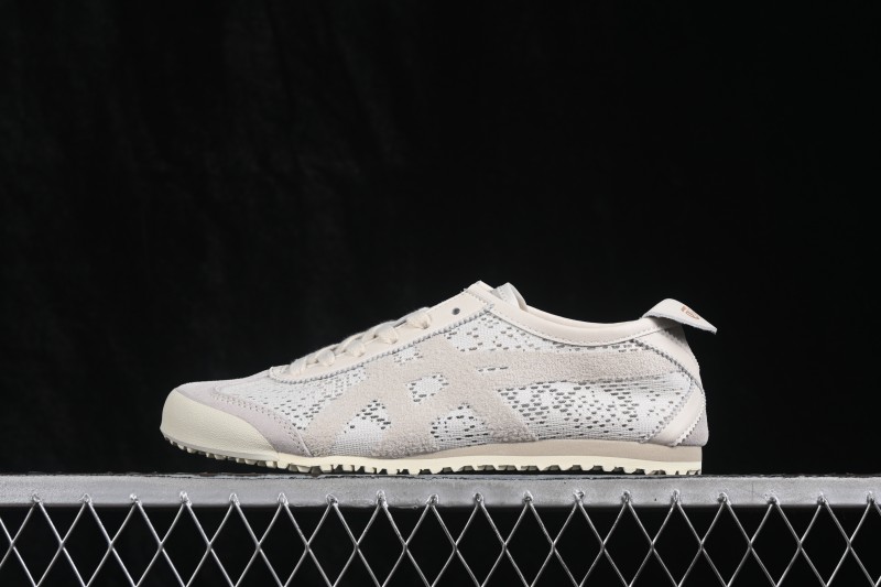 Adidas CSC3 Running Shoes with Dynamic Fit Support and Breathable Mesh Upper - 1183C563-200