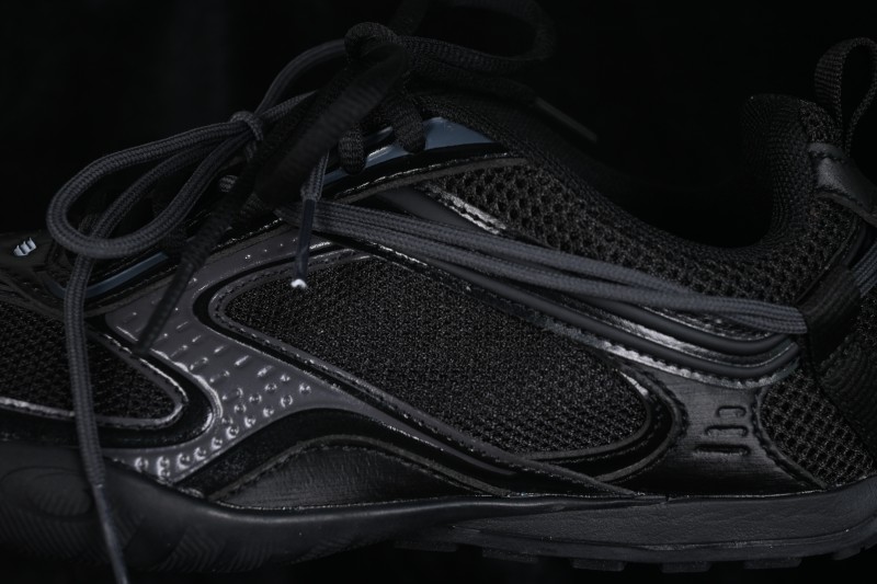 Balenciaga Radar Sneaker Round-Toe Lace-Up Lifestyle Shoes - WSTEO1011