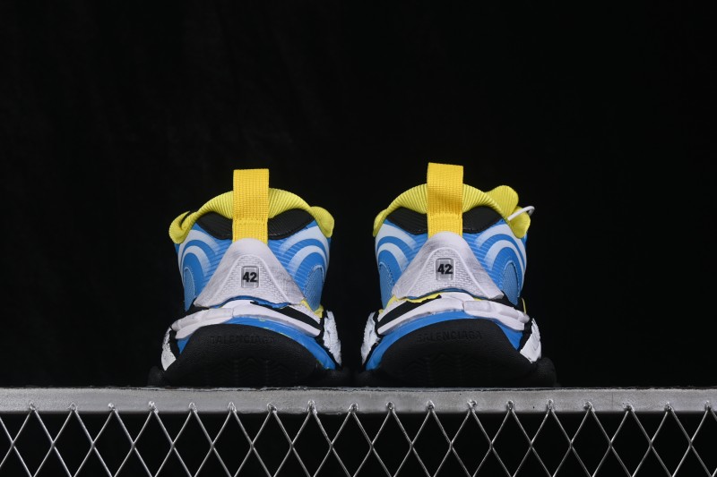 Balenciaga Triple S 2 Retro Running Shoes with Layered Sole Design - WTRS24497