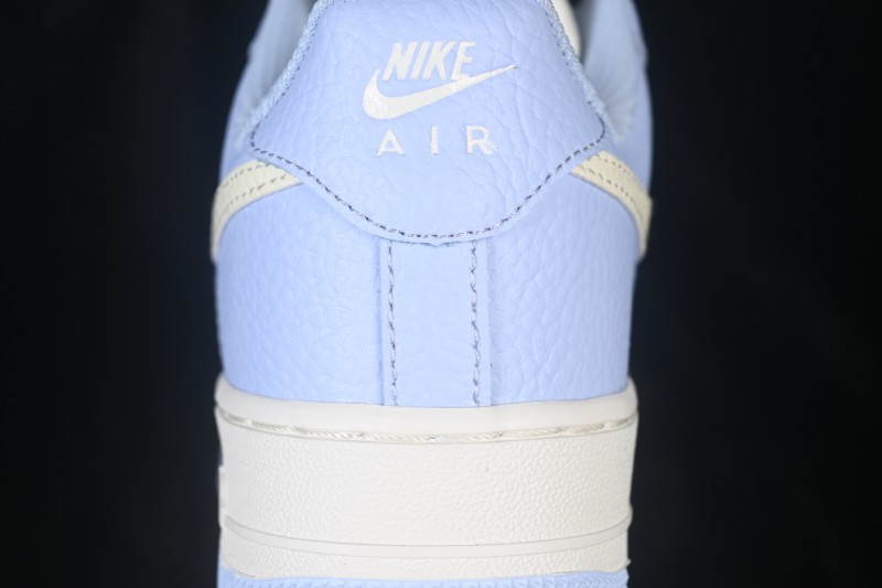 Nike Air Force 1 '07 Low Casual Skateboarding Shoes with Full-Length Air Cushion - IV3222-400