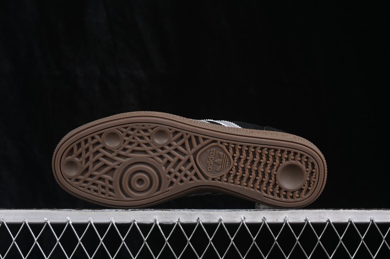 Adidas Handball Spezial Retro Skateboarding Shoes with Suede Upper and Gum Sole - IH6588