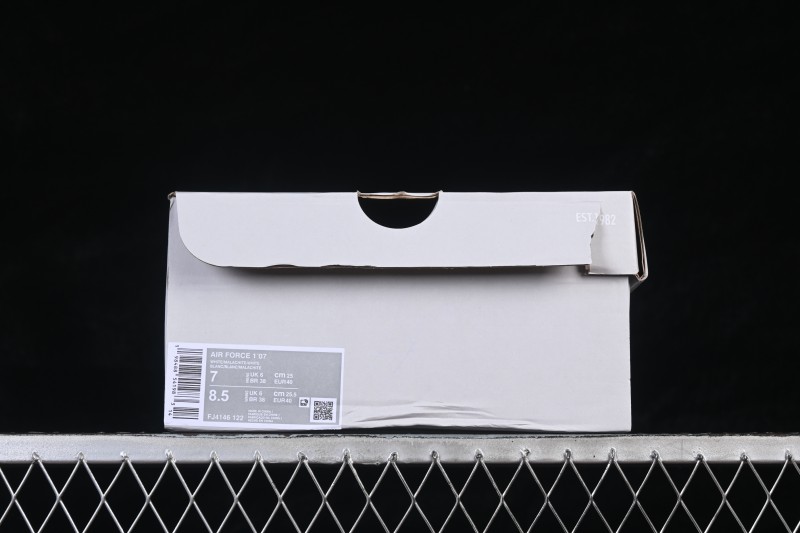 Nike Air Force 1 '07 Low Basketball Sneakers with Full-Length Air Cushion - FJ4146-122
