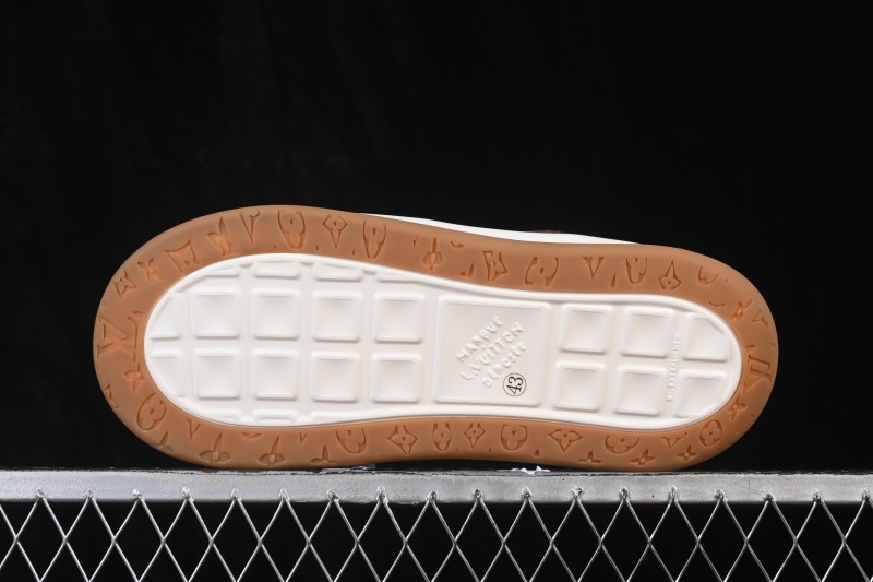 Louis Vuitton Tilted Sneakers Classic Low-Top Casual Shoes in Smooth Calfskin Leather with LV Lettering - 2026SS Yellow Brown