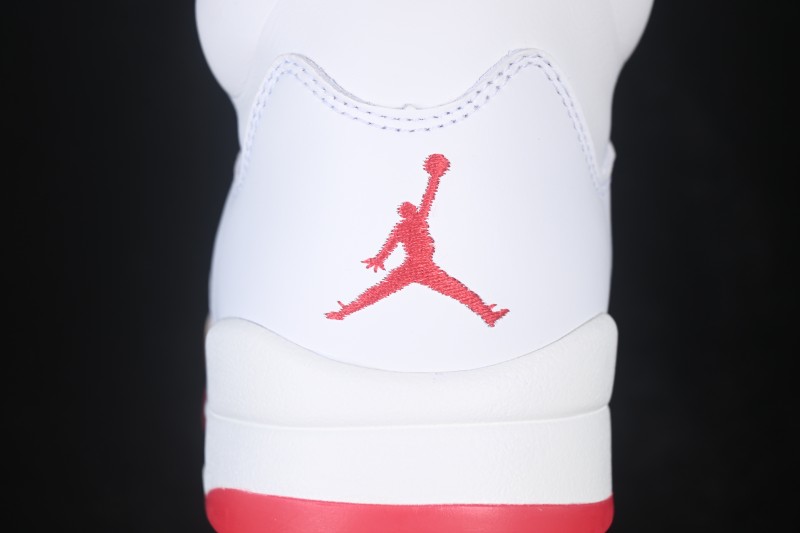 Nike Air Jordan 5 Retro Running Shoes with Sunset-Inspired Colorway - IV5678-102