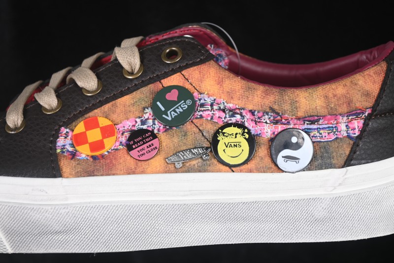 Vans Sk8-Low Badge Limited Edition Casual Skateboarding Shoes with Detachable Embroidery Patches - VN0A4UUK6BT