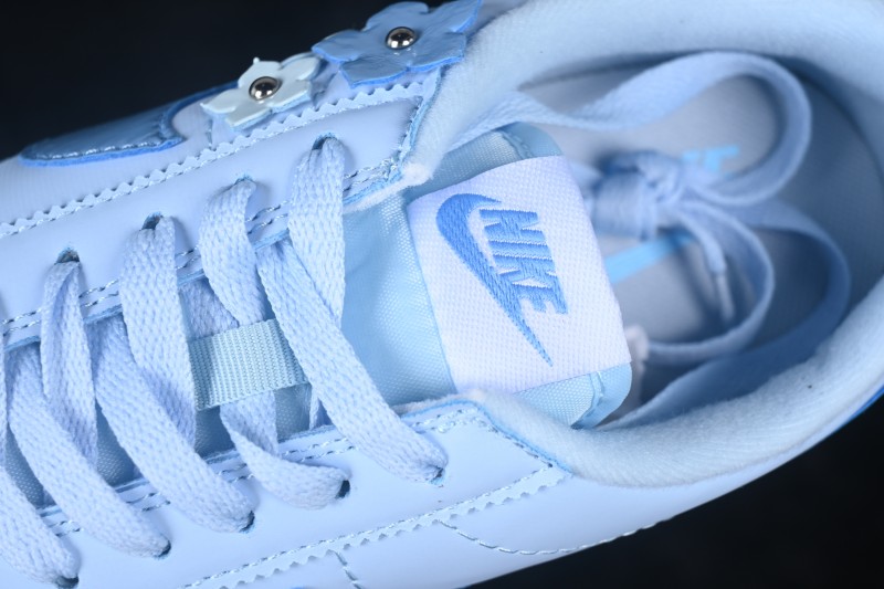 Nike Classic Cortez Retro Running Shoes with Vintage Design - IV5675-100