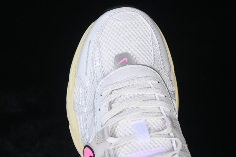 Nike V2K Run Retro Low-Top Running Shoes with Cushlon Foam Cushioning - FD0736-114