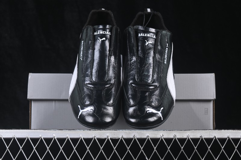 Balenciaga x Puma Speedcat Collaboration Low-Top Lifestyle Sneakers with Racing-Inspired Design - 406515-01