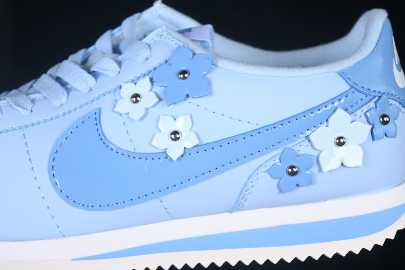 Nike Classic Cortez Retro Running Shoes with Vintage Design - IV5675-100