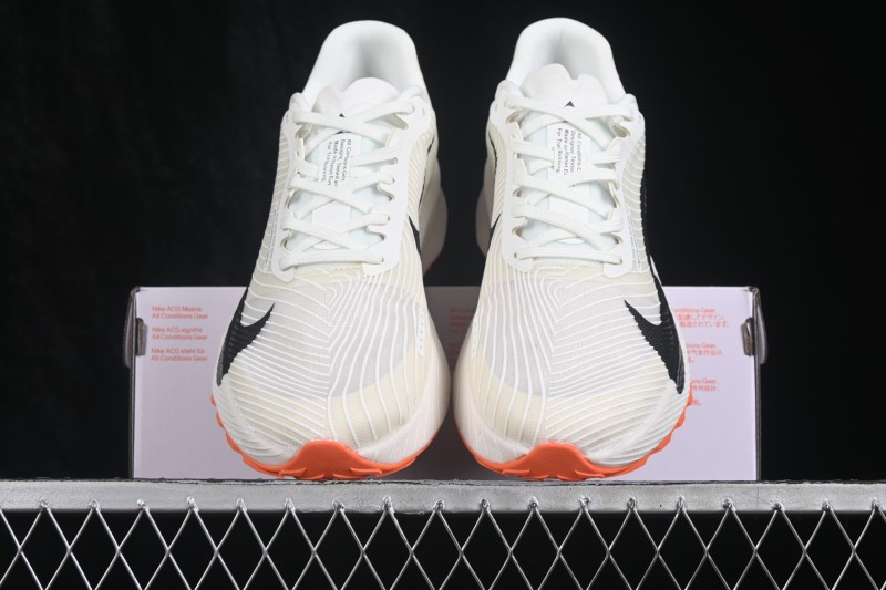 Nike ACG Ultrafly Trail Running Shoes with Responsive Cushioning - HF5668-101