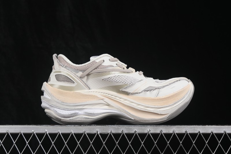 Balenciaga Jet Embossed Logo Round-Toe Thick-Sole Low-Top Dad Sneakers - WMRTN9191