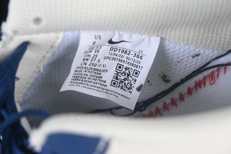 Nike Air Force 1 '07 Low Retro Basketball Shoes with Full-Length Air Cushion - DD1982-366