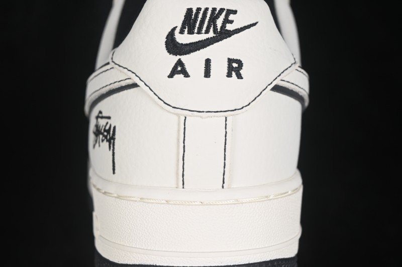 Nike Air Force 1 '07 Low Collaboration Skateboarding Shoes with Full-Length Air Cushion - DD1982-365