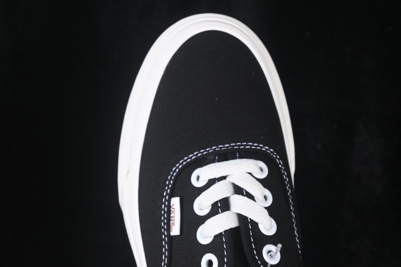 Vans Authentic VR3 Low-Top Casual Skate Shoes - VN0005UD1KP