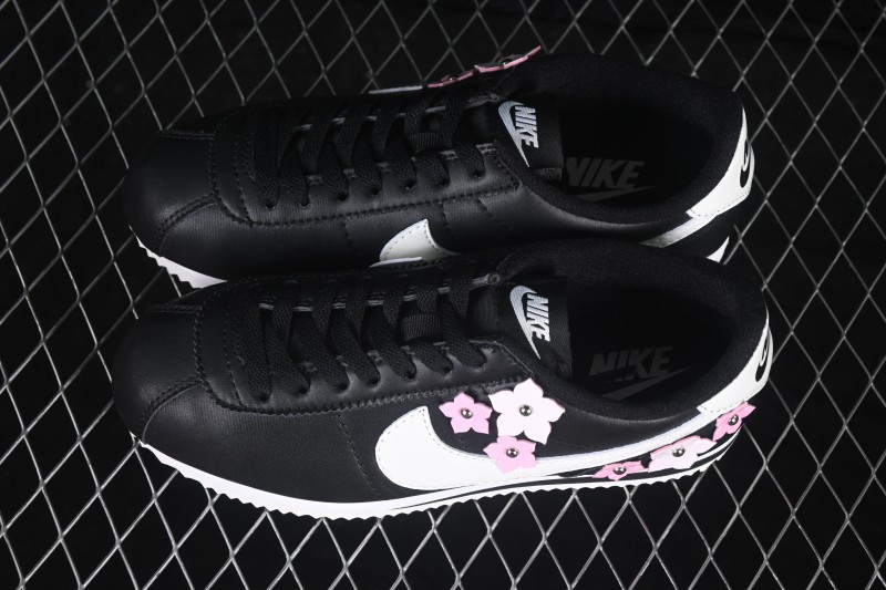 Nike Classic Cortez Leather Retro Running Shoes - IV5675-001