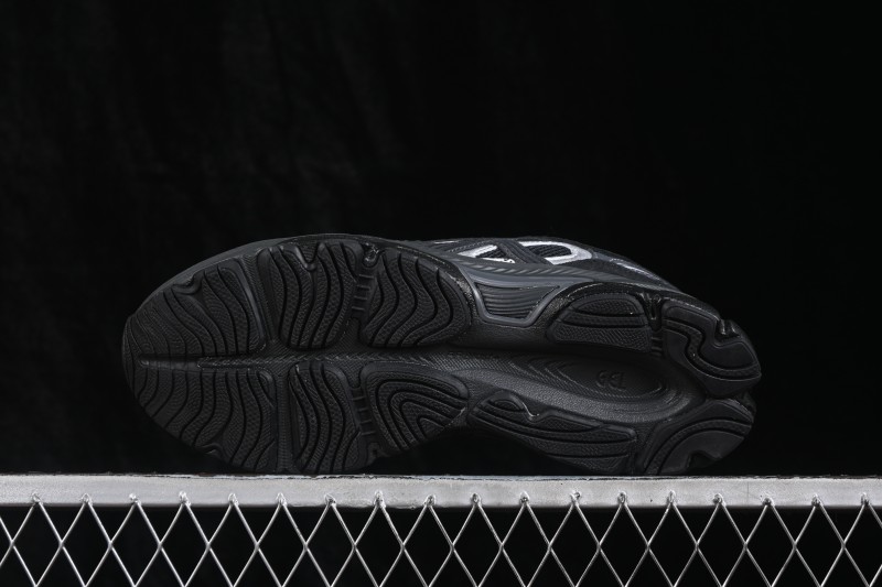 ASICS GEL-NYC Black Silver Unisex Retro Running Sneakers