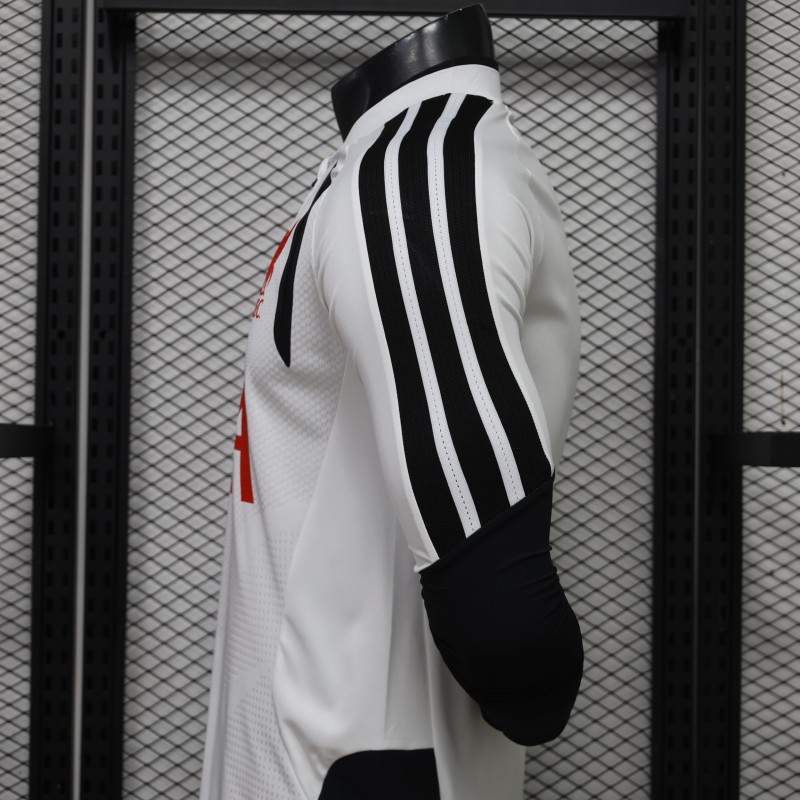 Player Version 26/27 Liverpool FC White  Long Sleeve Jersey