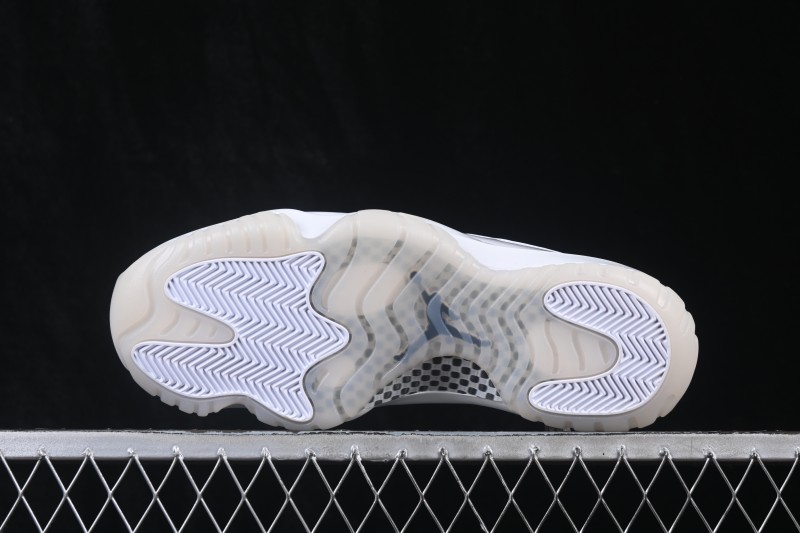 Comme des Garçons x Nike Air Jordan 11 White Sneakers - IV7639-100