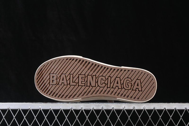 Balenciaga Paris Low Top Lace-Up Half-Slip Distressed Sneakers - W3RC16092